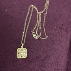 New Silver tone Necklace