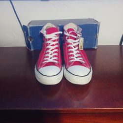 Red Converse