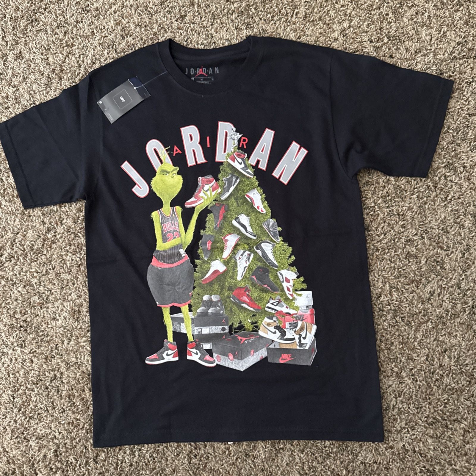 The Grinch Jordan # Bulls TShirt Size Medium Hard To find.