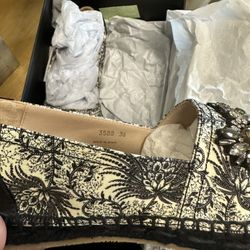 Women’s Shoes
