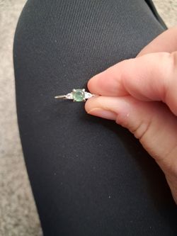 .925 sterling silver emerald ring