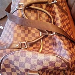 LOUIS VUITTON SPEEDY BANDOLIERE BAG