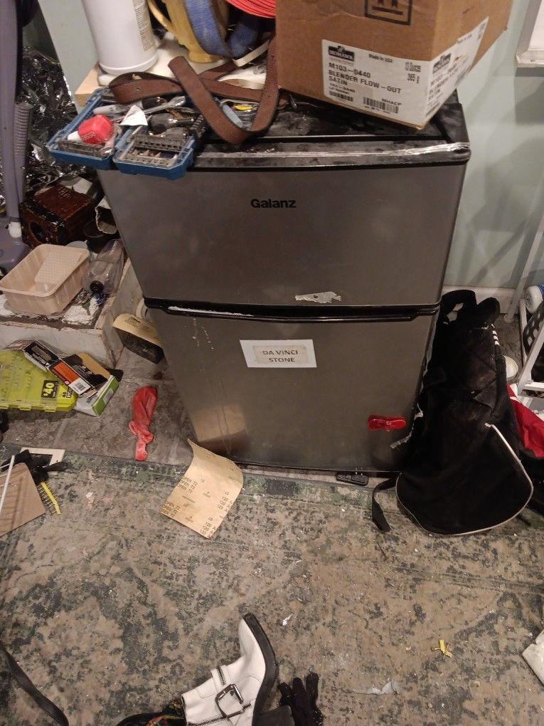 Mini Fridge