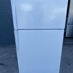 Whirppol Refrigerator Working Good 