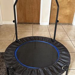 Fitness Trampoline With Adjustable Handrail