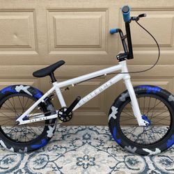 Pee Wee Elite Bmx Bike Brand New 