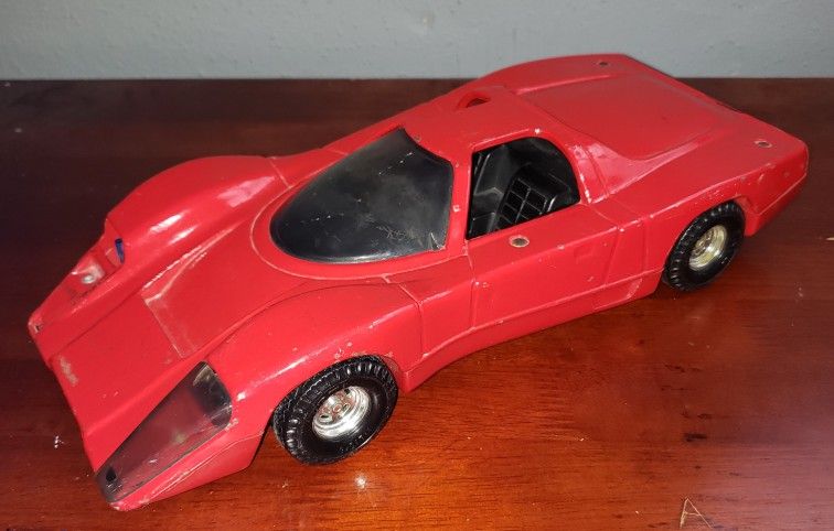 vintage 1983 ertl 1:64 hardcastle and MCCORMICK COYOTE SPORTS CAR