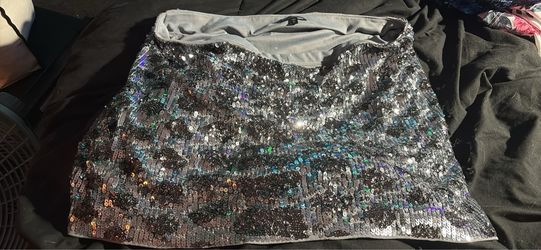 Skirt size large