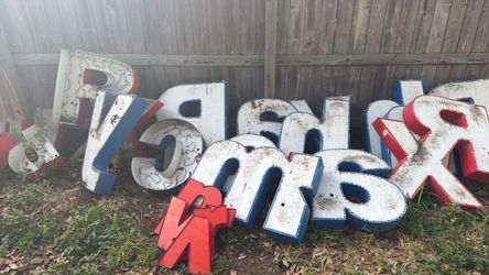 Random channel letters, working LEDs, blue and red