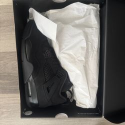 Jordan 4 Black Cat size 10/10.5