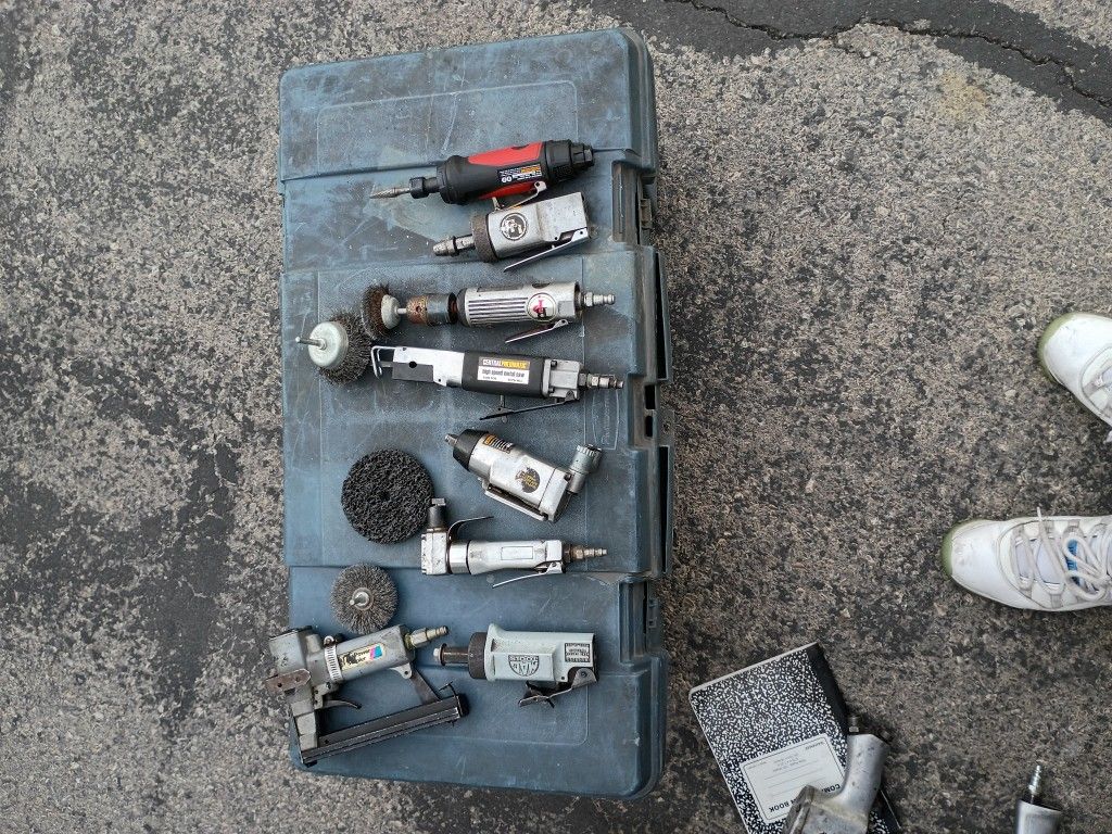 Air Tools Bundle 300 Or Best Offer 