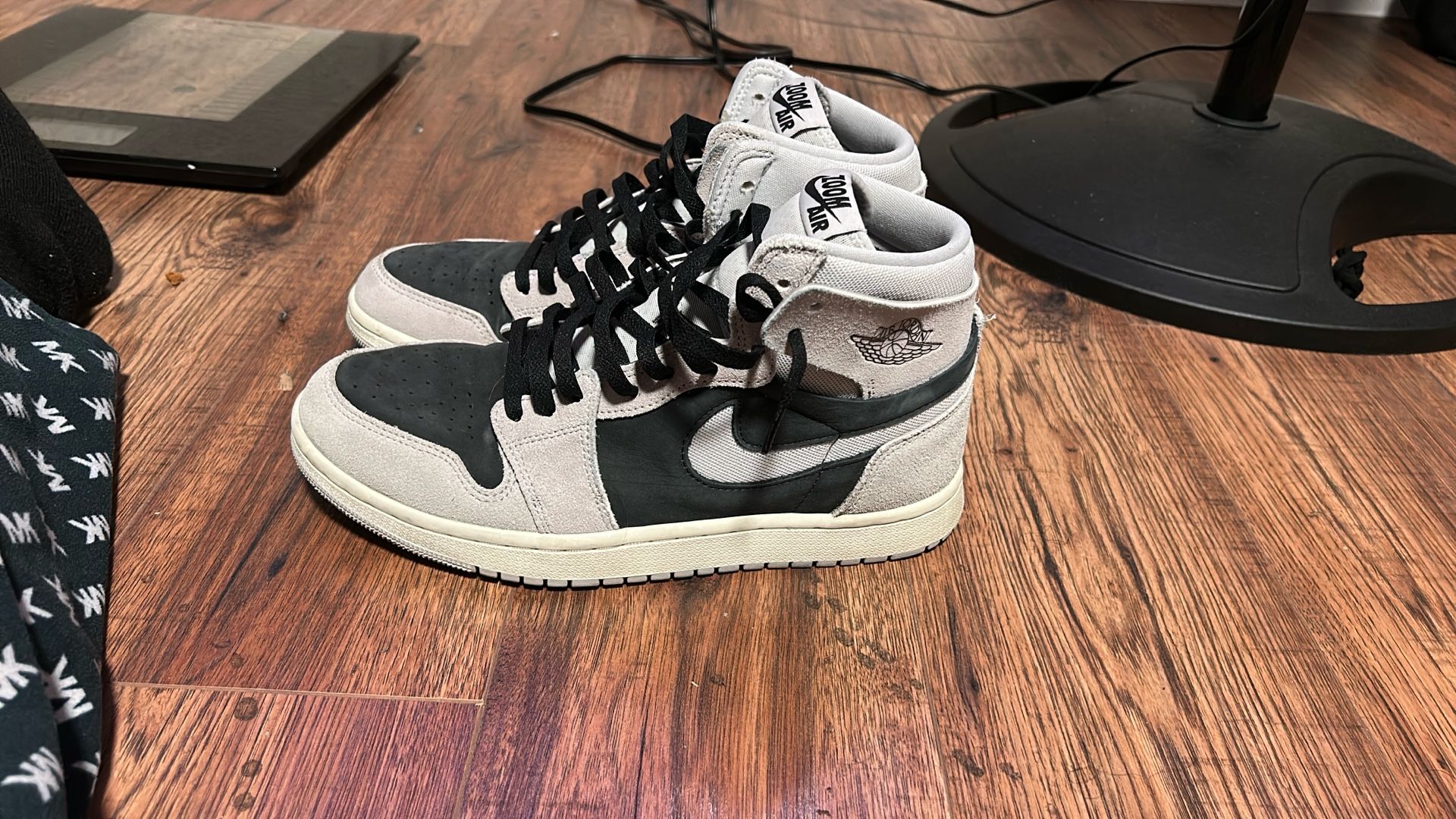 Jordan 1 Women’s Iron Ore High