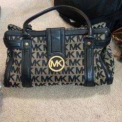 MICHAEL KORS Authentic $50