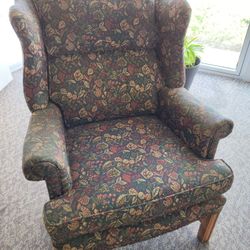 Wingback Arm Chair w/ottoman 