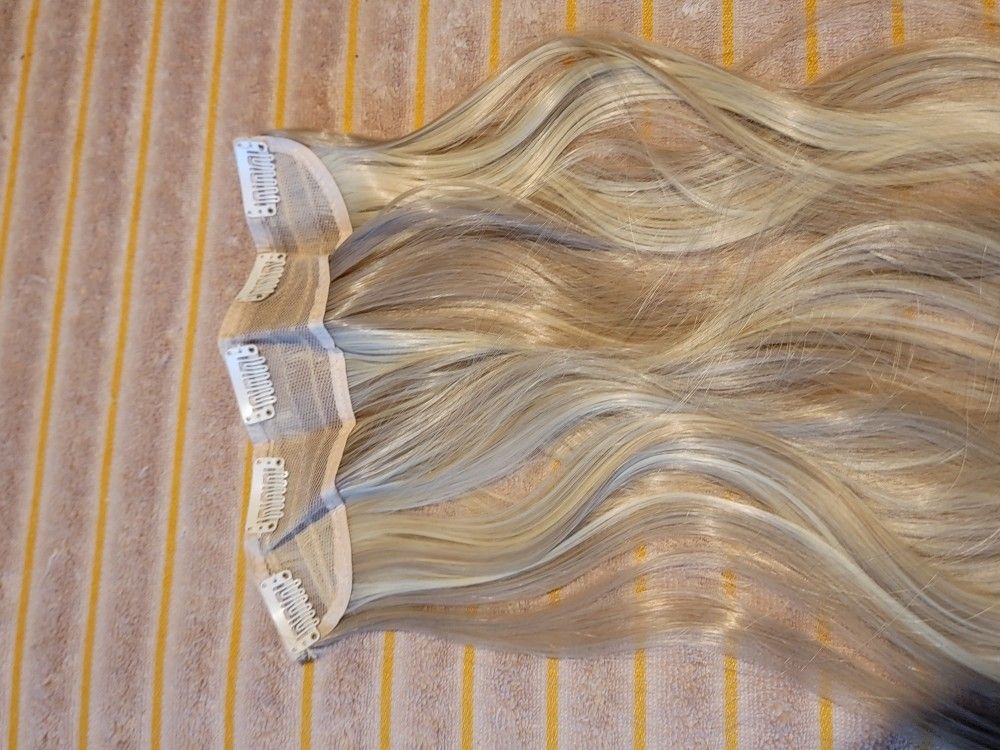 Blonde Mixed Straight Clip In Extension