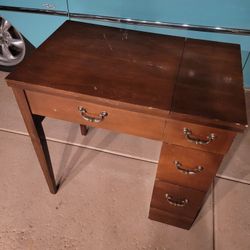 Sewing Machine Table 
