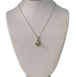 14KT Yellow Gold .25CT Diamond Pendant with Necklace 