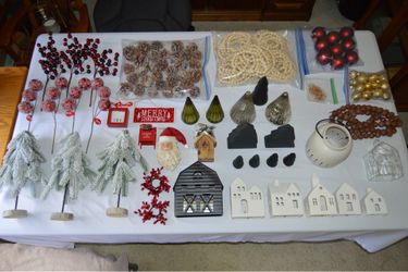 Huge Christmas Decor Bundle