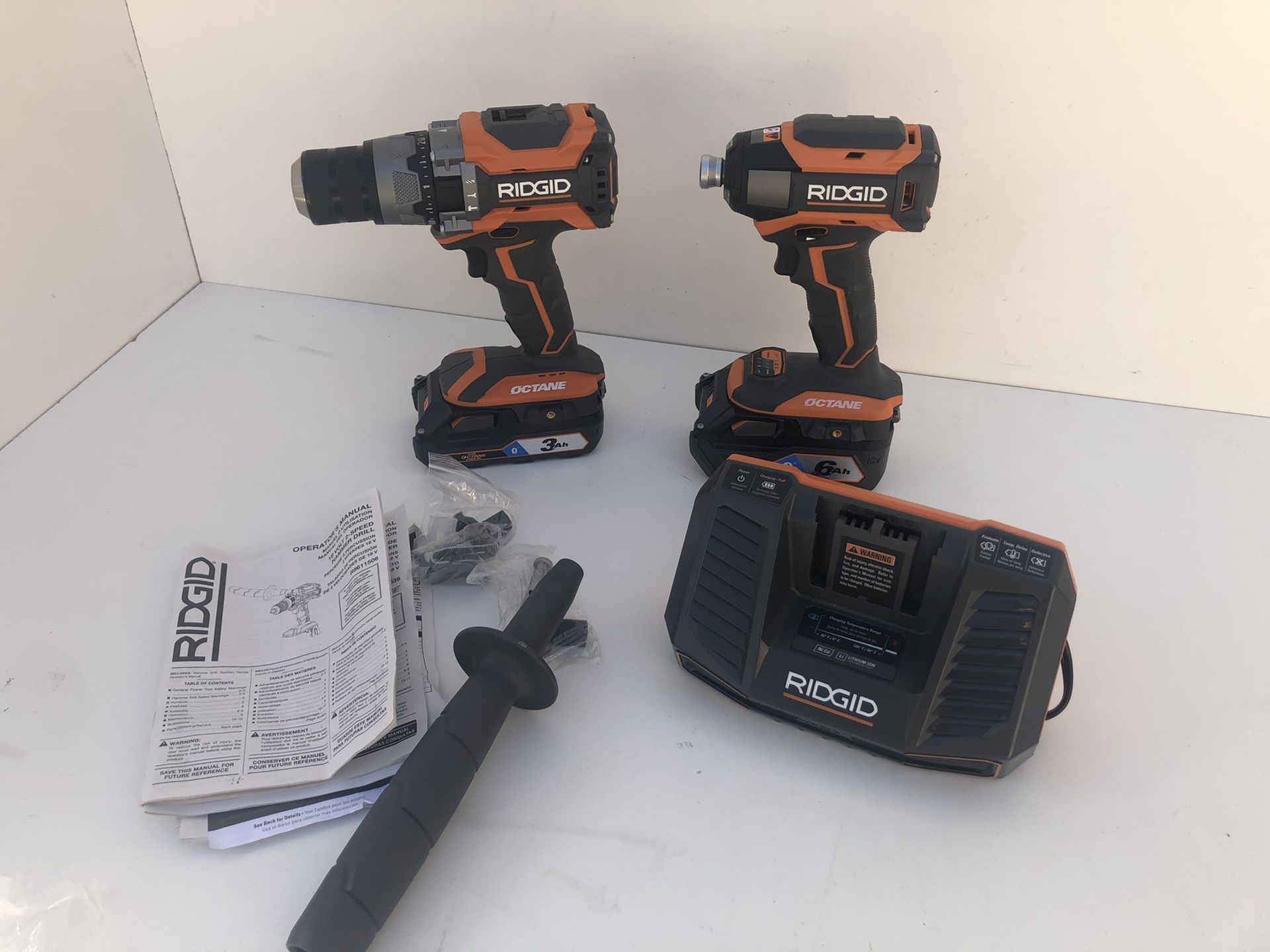 RIDGID 18-Volt OCTANE Lithium-Ion Cordless Brushless Combo Kit with Hammer Drill, Impact Driver, (2) 3.0 Ah Batteries, Charger