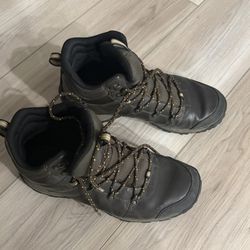 Columbia Mens Winter Shoes Size 9.5