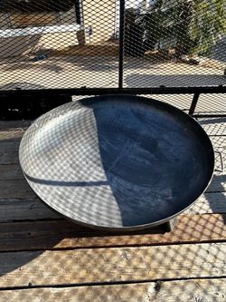 Outdoor steel fire pit 40 inc brand new