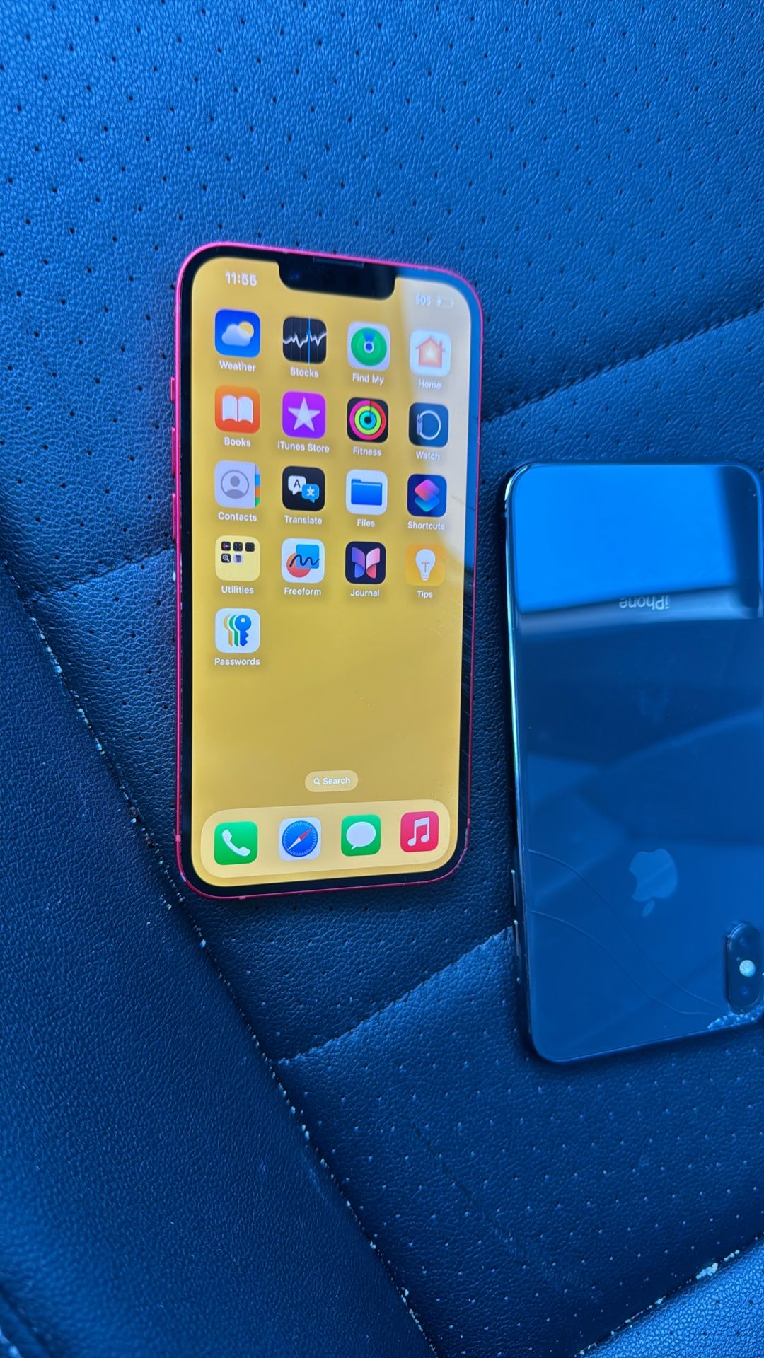 iPhone 14