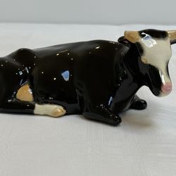 Vintage Porcelain Cow Figurine Resting Black & White Face | Collectible Cow Figurine