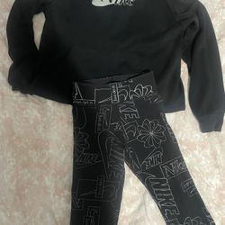 Petite Lady’s Wear 