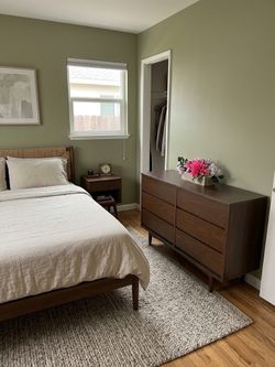 Cute mid-century 6 drawers dresser