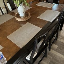 Heavy Wood , Dinning Room Table 📌 