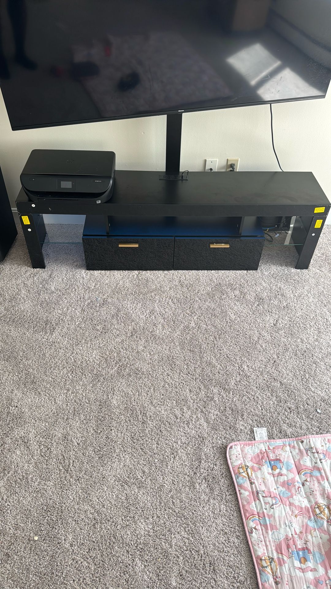 Mounted Tv stand 