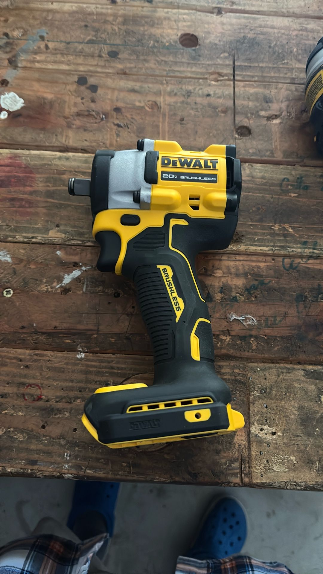 Dewalt 20v Impact wrench Dcf921 1/2