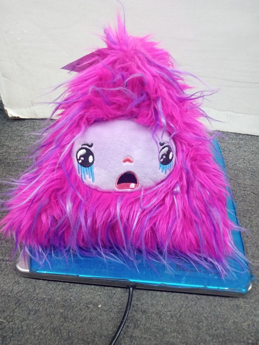Wailing Schmoulder Plushie