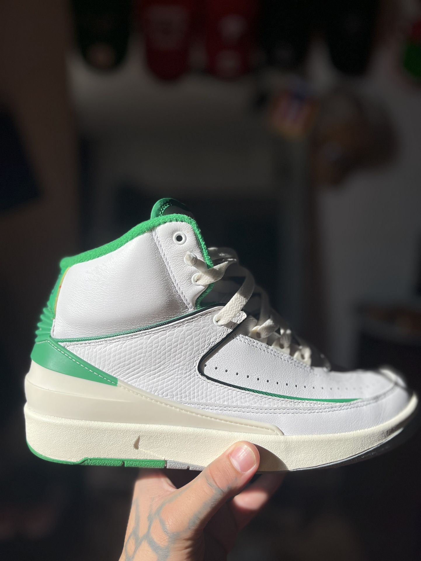 Jordan 2s 