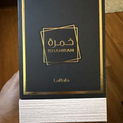 Lataffa Khamrah perfume