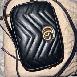 Gucci GG Marmont Mini Shoulder Bag 