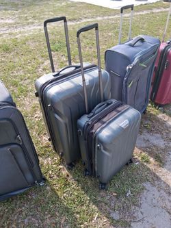 TWO PIECE SAMSONITE LUGGAGE SET