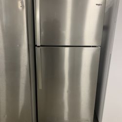 REFRIGERATOR 