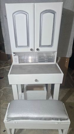Custom made vanity