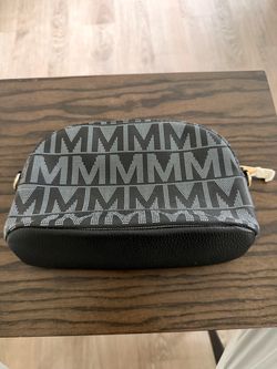 Classic M purse/bag