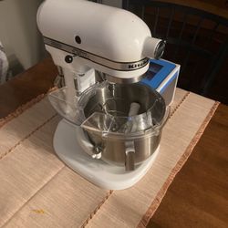 Kitchen Aid Mixer