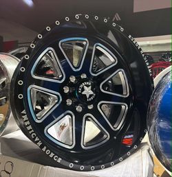 AMERICAN FORCE 24X12 8X170 GLOSS BLACK MACHINED . CONSULTAR PRECIO 