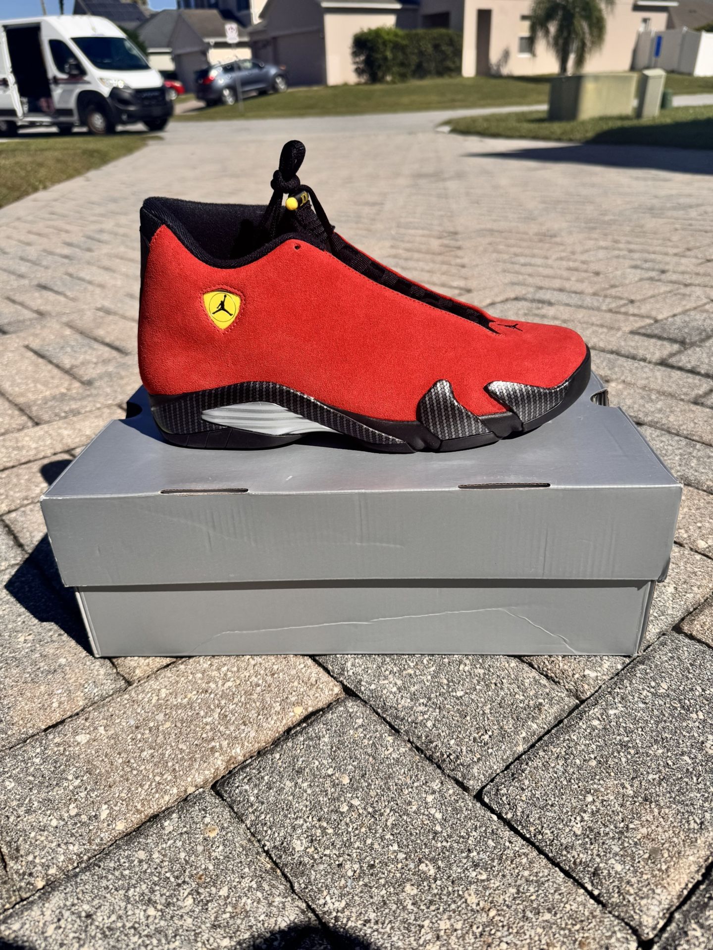 Jordan 14 Ferrari
