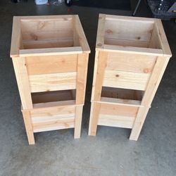 Mother’s Day Handcrafted Cedar Planters. 