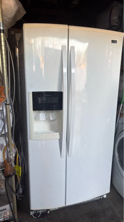 33” KENMORE ELITE SIDE X SIDE REFRIGERATOR “WORKS GREAT”
