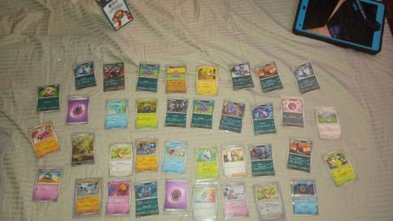 Pokemon Scarlet & Violet 151 freshly opened