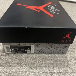 Air Jordan Retro 4 GS 4.5