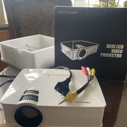 Db Power Mini LCD Video Projector
