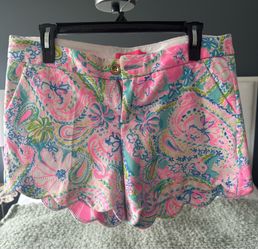 Lilly Pulitzer Buttercup Knit Scallop Hem Shorts Size 8 Floral Paisley 005645