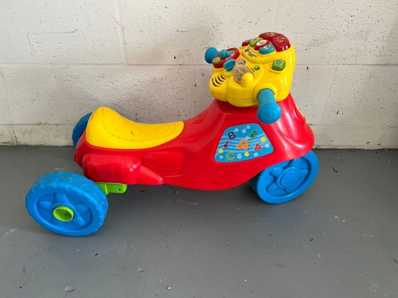 VTech 2-in-1 Learn & Zoom Motorbike